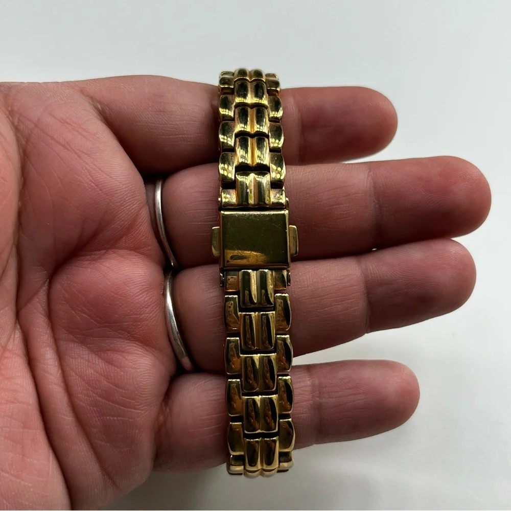 Armitron Now 75/3689GP Quartz Analog Women's Watch Gold New‎ Battery Working